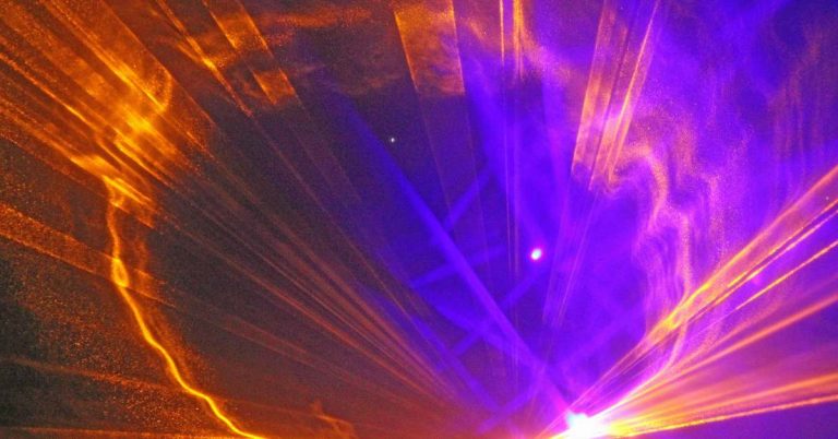 Laser Tag Saber: Next Level of Interactive Combat Gaming